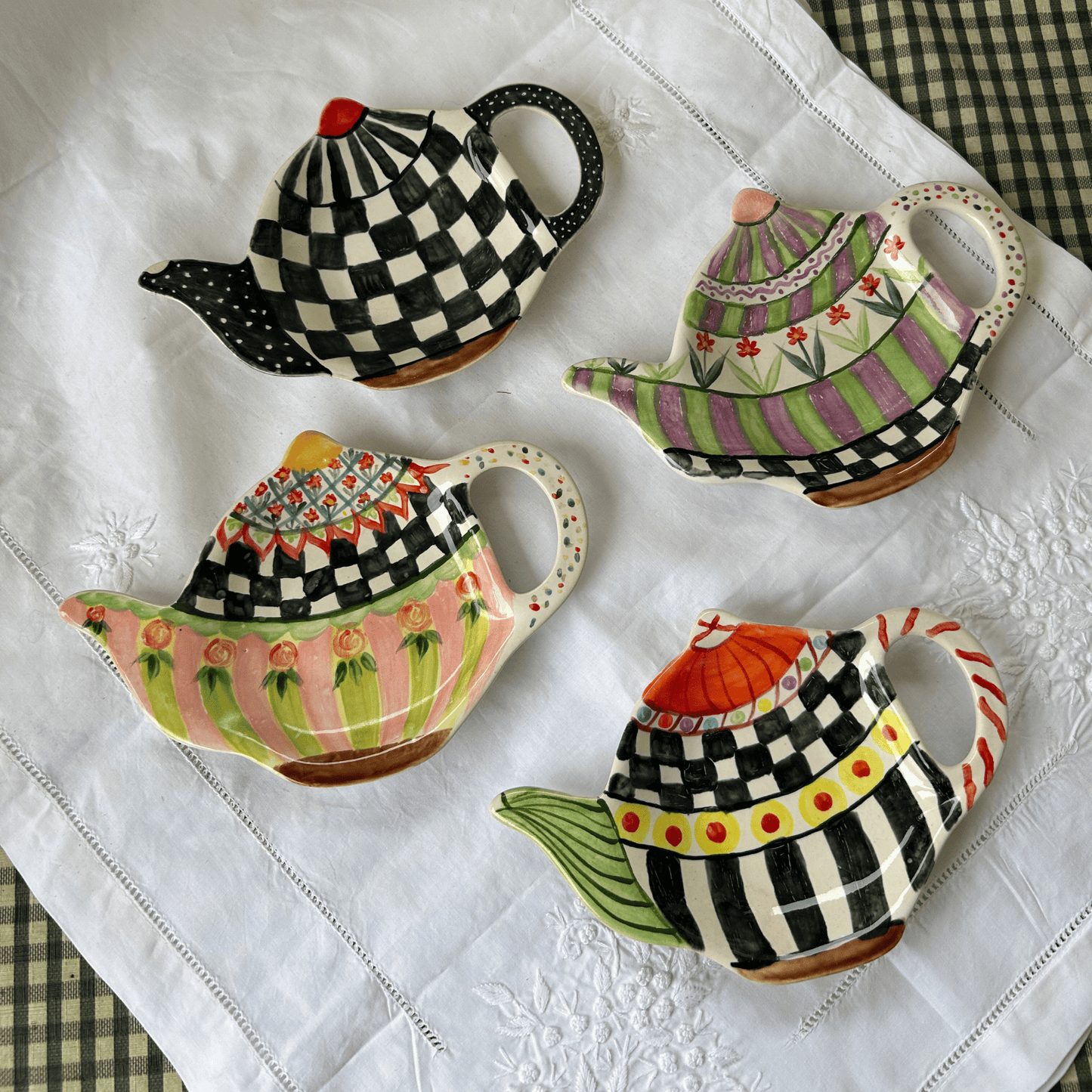 Hand painted and hand made ceramic pottery Cookie plate / teabag rest