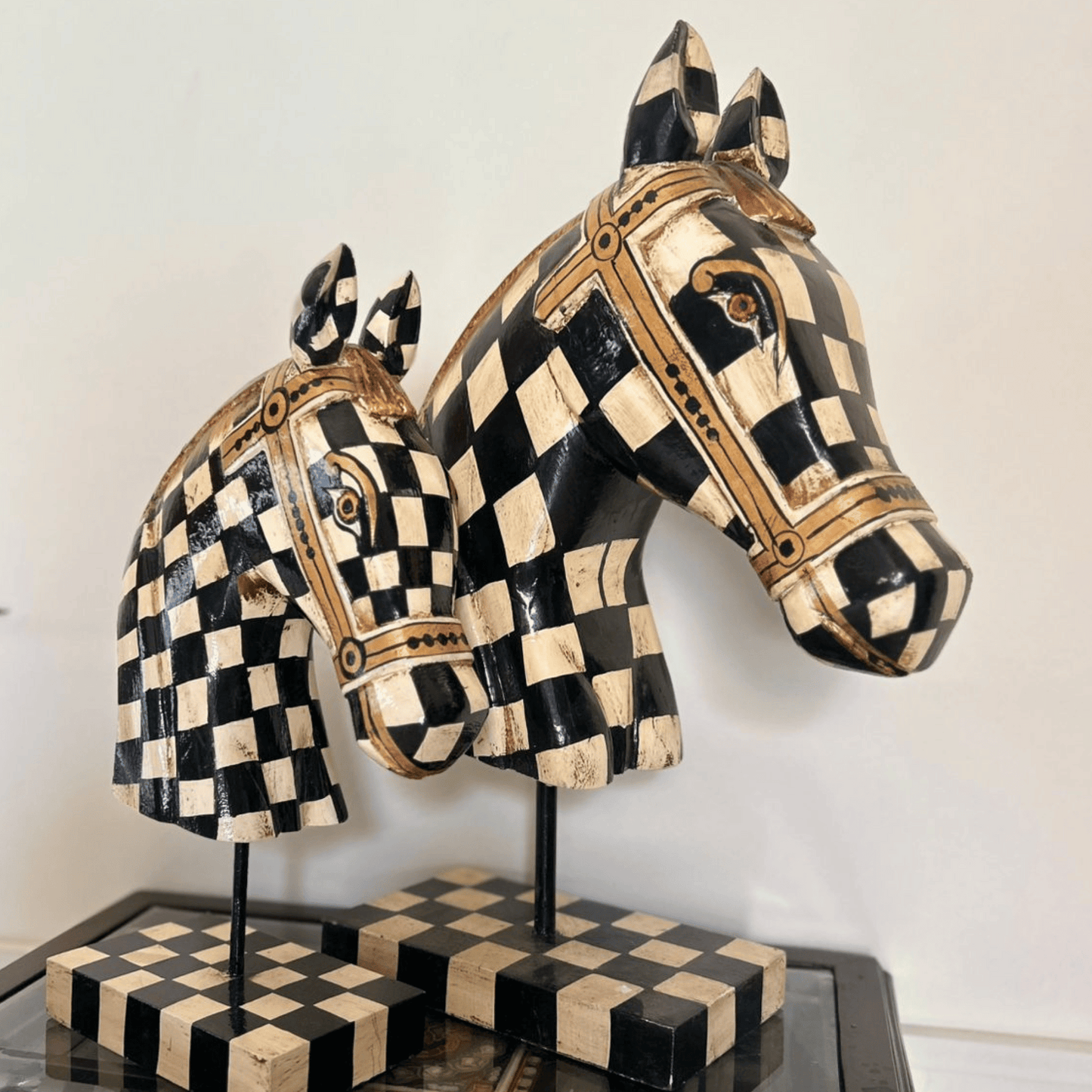 Wooden Hand‑Crafted Horse Bust for Table Décor