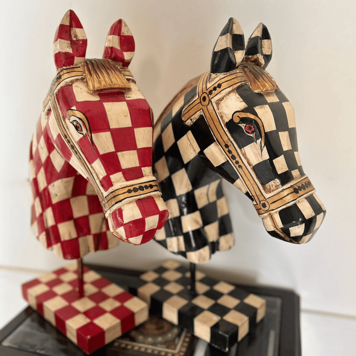 Wooden Hand‑Crafted Horse Bust for Table Décor