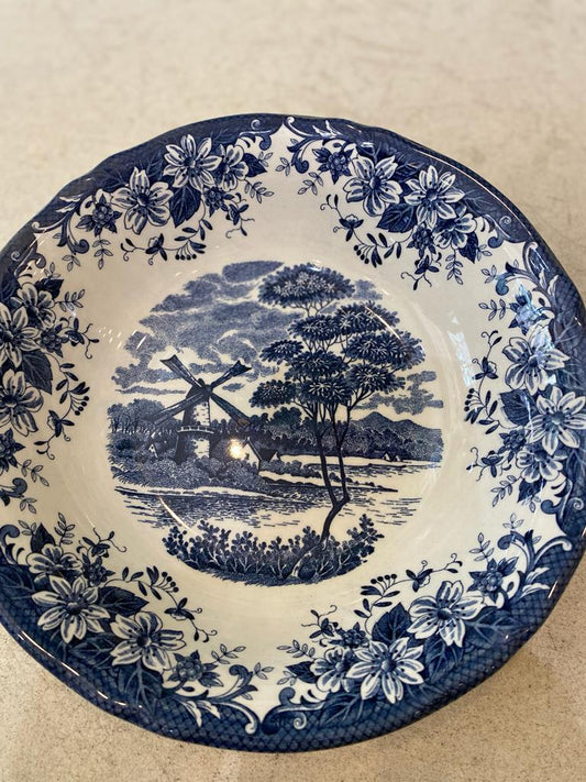 Windmill cherger platter blue and white.