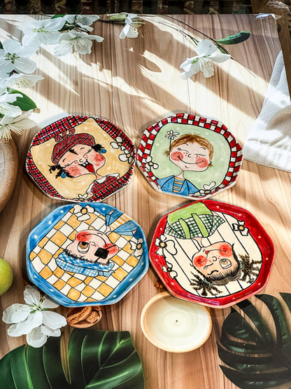 Cheerful Daisy Girl Snack Plate – Hand-Painted Ceramic (Red Border)