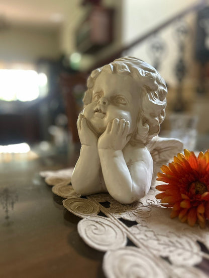 Resin Table Décor Thinking Angel