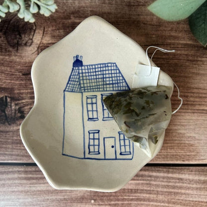 Handmade Tea Bag Rest with House Design - Ceramic