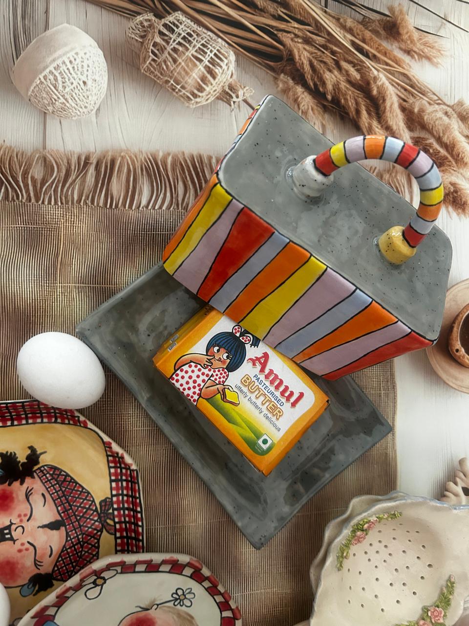 Handmade Country Style Ceramic Butter Dish – Handpainted Rustic Charm