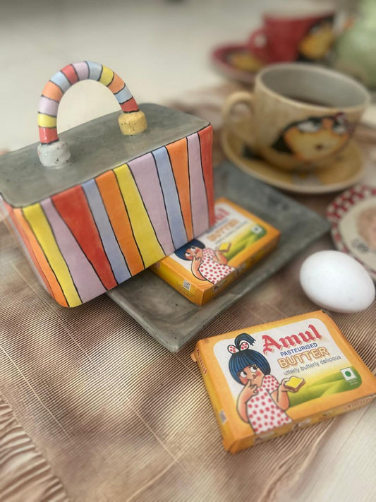 Handmade Country Style Ceramic Butter Dish – Handpainted Rustic Charm